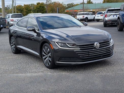 Used 2019 Volkswagen Arteon SE image 4