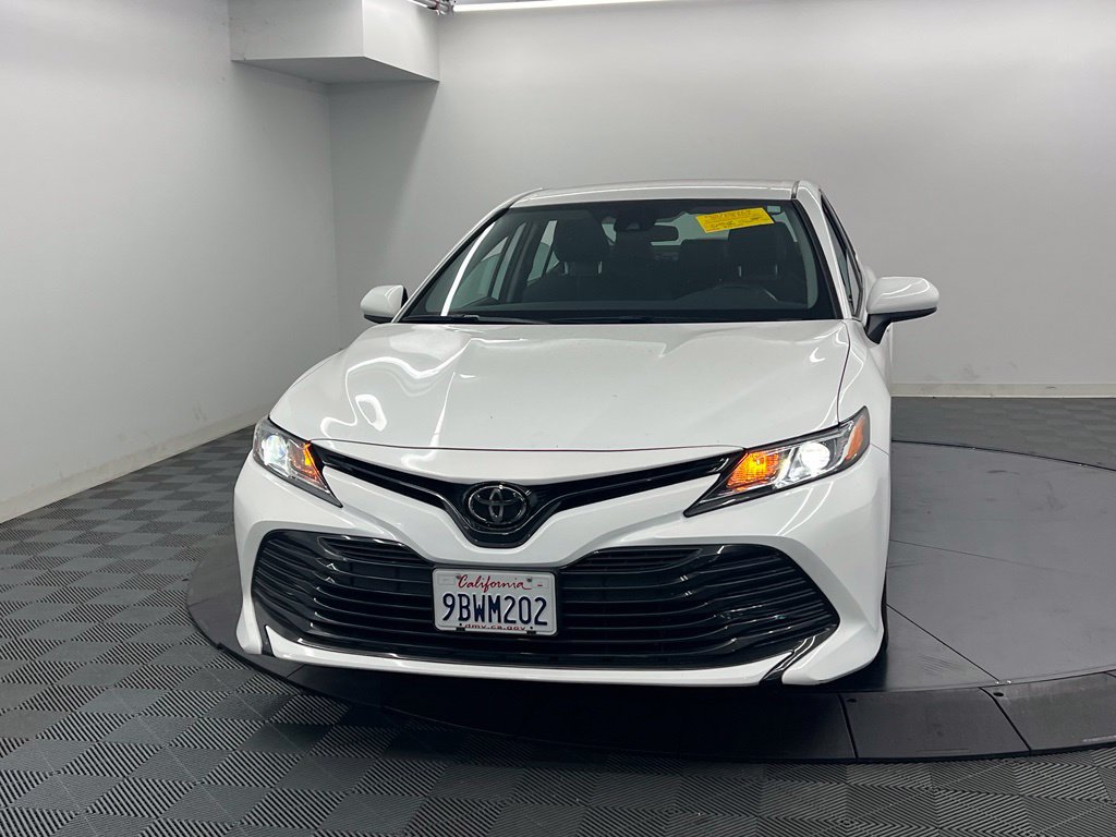 Used 2020 Toyota Camry LE FWD image 6