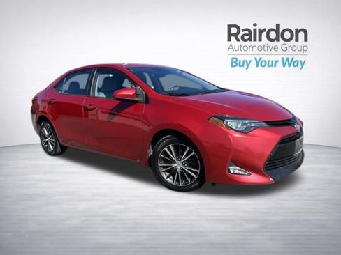 Used 2019 Toyota Corolla LE w/ LE Premium Package FWD image 1