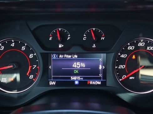 Used 2022 Chevrolet Camaro LT RWD image 37
