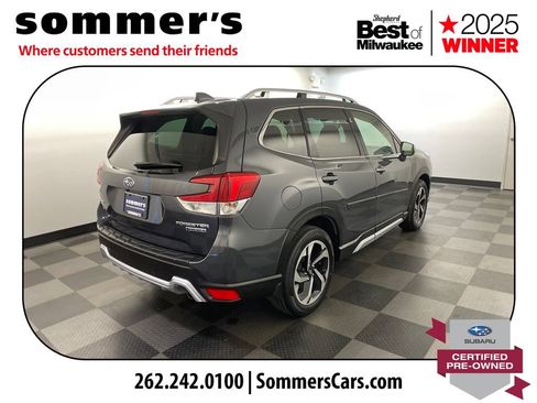 Used 2023 Subaru Forester Touring AWD/4WD image 6