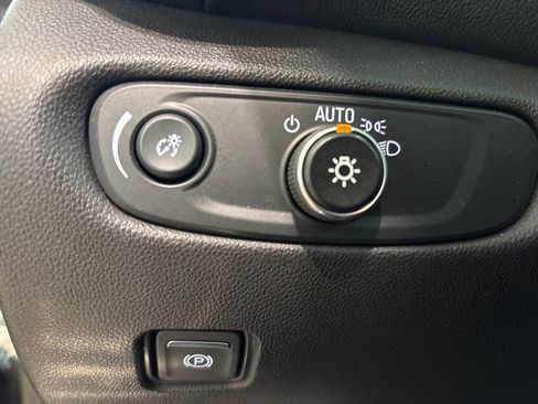 Certified 2023 Chevrolet Blazer RS w/ Driver Confidence II Package image 33