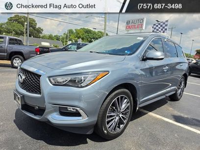 Used 2017 INFINITI QX60 Luxe w/ Premium Plus Package