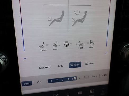 Used 2025 RAM 2500 Laramie image 24