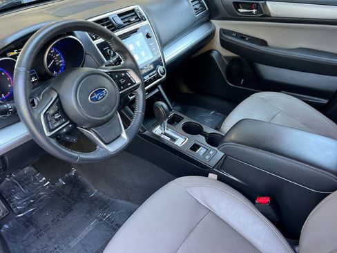 Used 2018 Subaru Outback 2.5i Premium AWD/4WD image 11