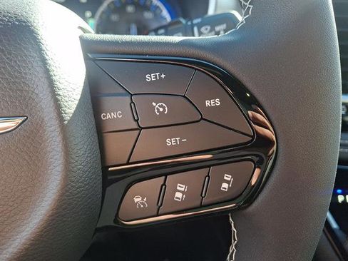 New 2026 Chrysler Pacifica Limited w/ S Appearance Package image 19