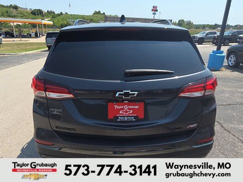 Certified 2023 Chevrolet Equinox RS w/ RS Leather Package AWD/4WD image 7