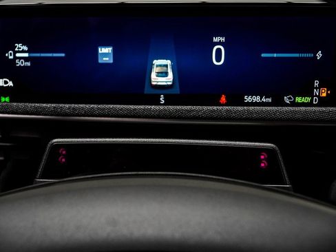 Used 2025 Ford Mustang Mach-E GT image 32