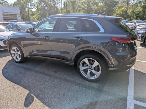 Used 2025 Audi Q5 Premium Plus w/ Premium Plus AWD/4WD image 5