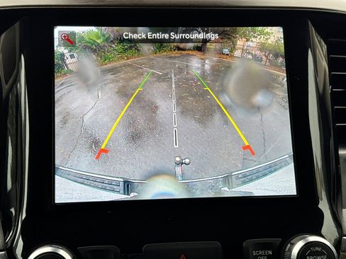 Used 2022 RAM 1500 Laramie image 18