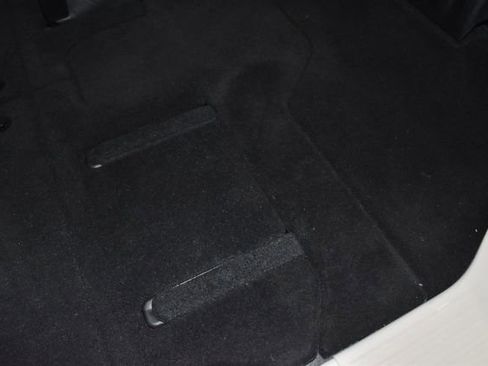 Used 2023 Chrysler Pacifica Touring-L FWD image 35