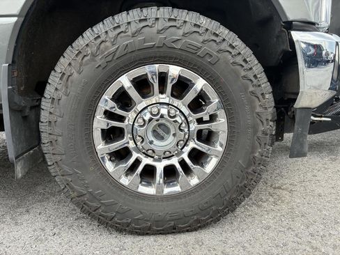 Used 2020 Ford F250 XLT w/ XLT Premium Package image 36