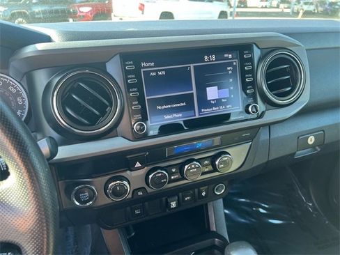 Certified 2022 Toyota Tacoma TRD Off-Road image 14