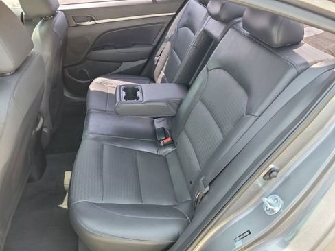 Used 2019 Hyundai Elantra Limited w/ Ultimate Package 02 FWD image 29