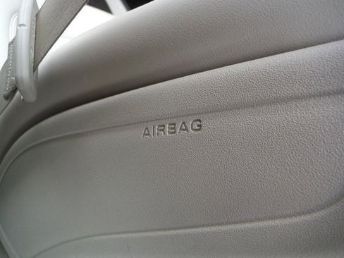 Used 2019 Lincoln MKZ Reserve w/ Reserve Plus Package FWD image 21