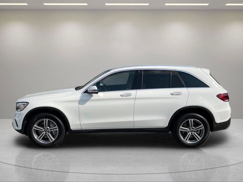 Used 2022 Mercedes-Benz GLC 300 image 2