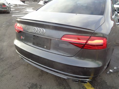 Used 2016 Audi S8 Plus w/ Driver Assistance Package image 23