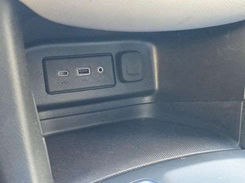 Certified 2023 Chevrolet Equinox LS FWD image 26