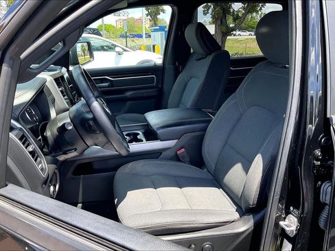 Used 2022 RAM 1500 Big Horn AWD/4WD image 24