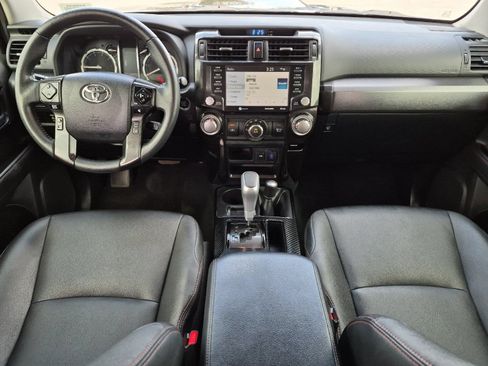 Used 2021 Toyota 4Runner TRD Off-Road Premium w/ Moonroof Package AWD/4WD image 12