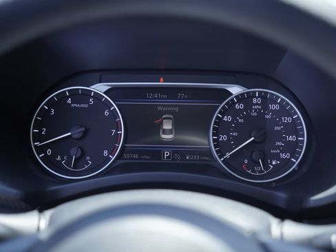 Used 2024 Nissan Sentra SV FWD image 5