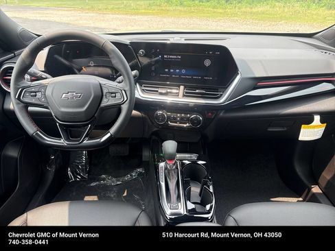 New 2026 Chevrolet Trax RS FWD image 15