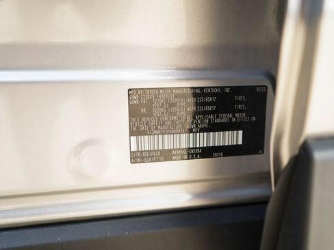Used 2023 Toyota RAV4 LE AWD/4WD image 38