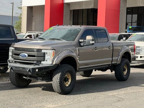 Used 2019 Ford F250 XLT AWD/4WD image 1