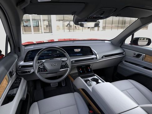 New 2026 Cadillac Vistiq Luxury w/ LPO, Floor Liner Package image 15