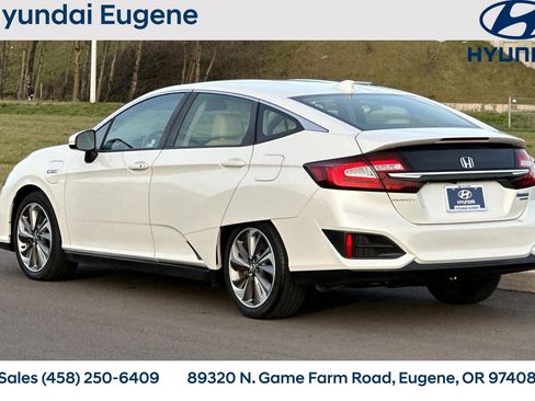 Used 2020 Honda Clarity Touring image 6