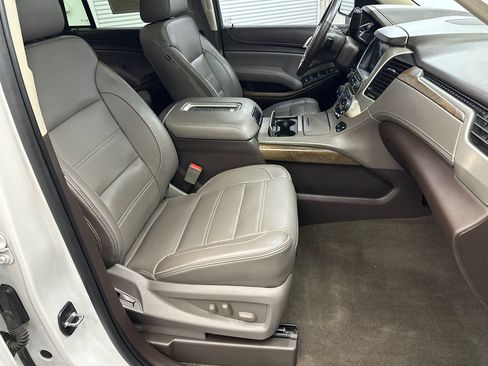 Used 2018 GMC Yukon Denali w/ Denali Ultimate Package AWD/4WD image 15