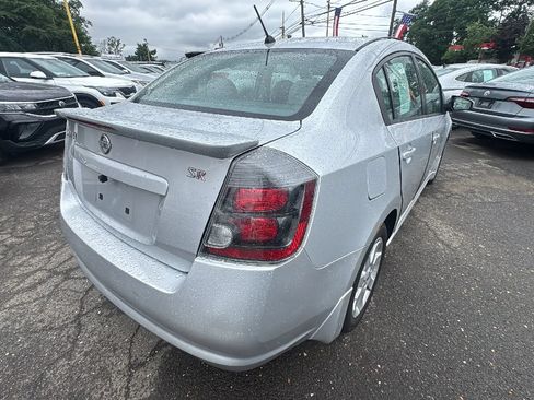 Used 2011 Nissan Sentra 2.0 SR w/ Convenience Pkg FWD image 5