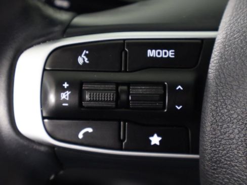 Used 2025 Kia Sportage X-Line w/ Premium Package AWD/4WD image 44