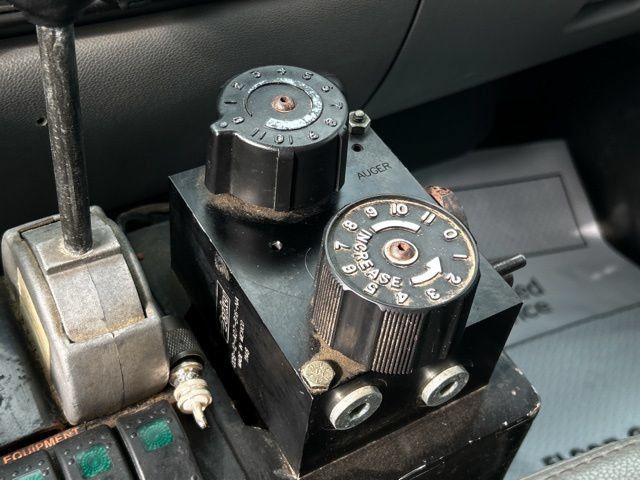 Used 2013 Chevrolet Silverado 3500 W/T RWD image 37