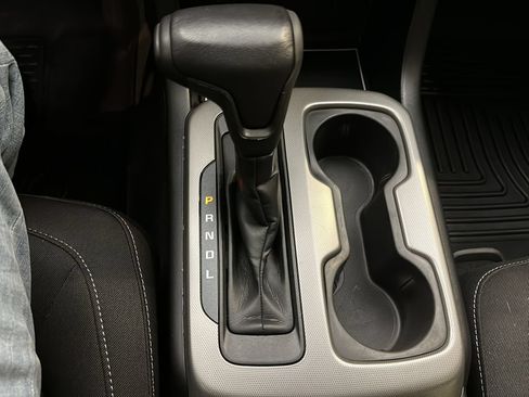 Used 2018 GMC Canyon SLE AWD/4WD image 30