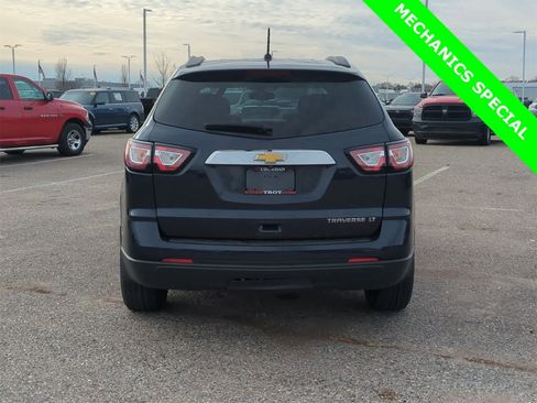 Used 2015 Chevrolet Traverse LT image 13