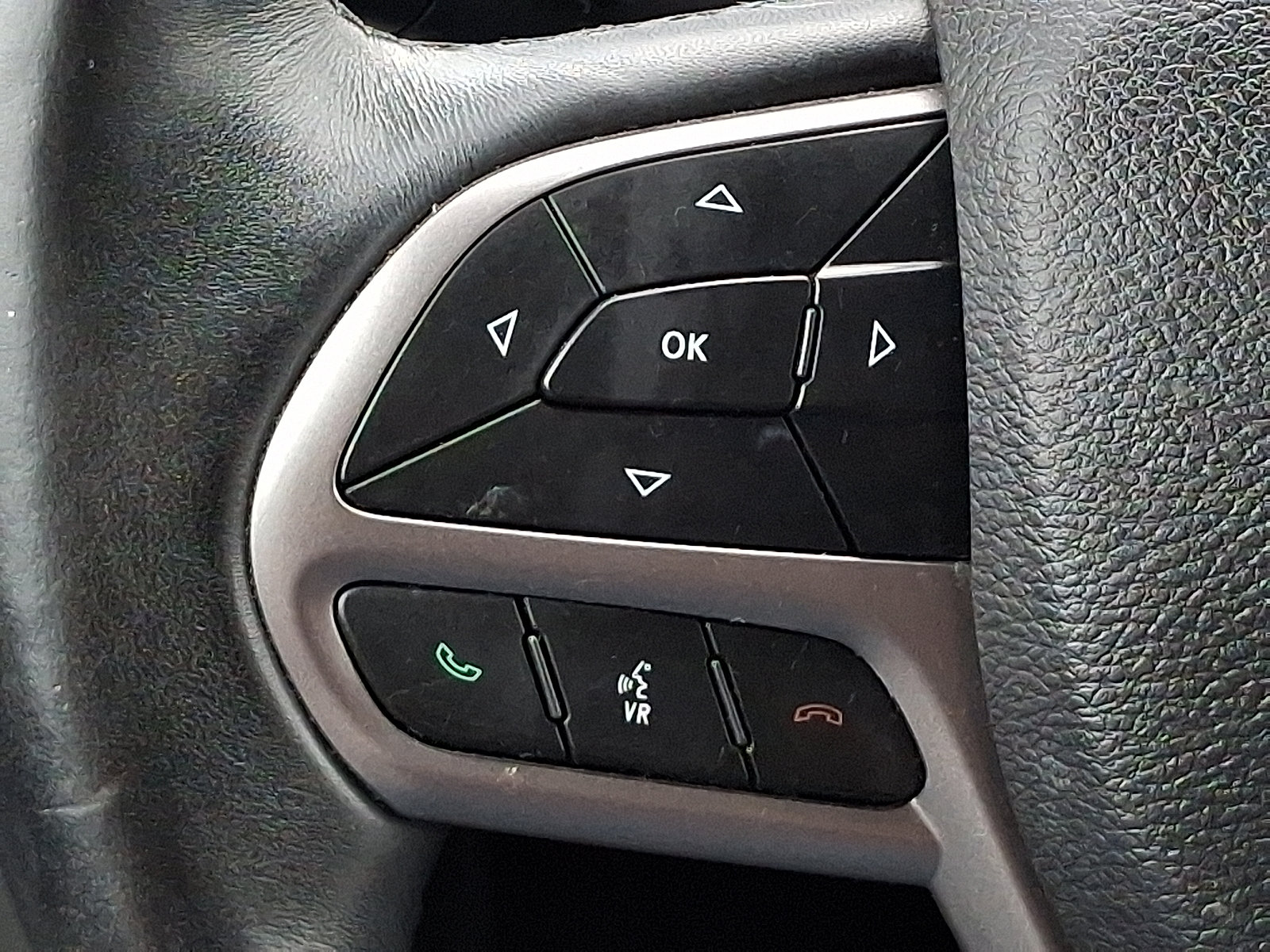 Certified 2019 Jeep Cherokee Limited AWD/4WD image 21