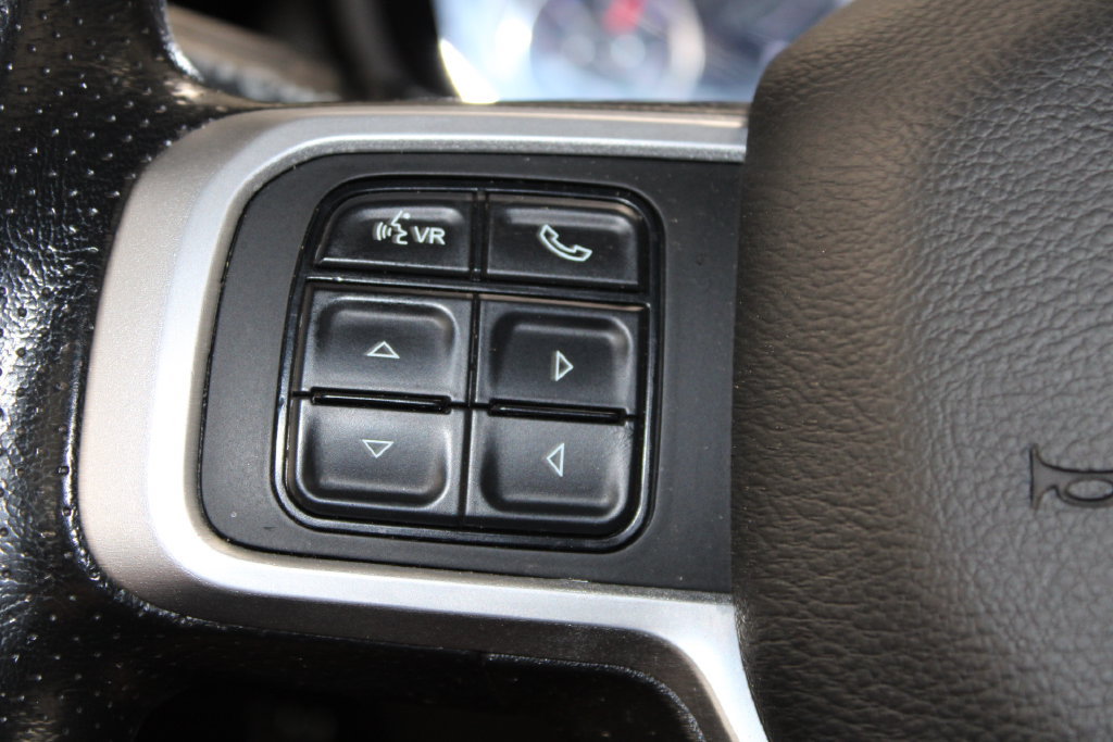 Used 2022 RAM 2500 Big Horn AWD/4WD image 34