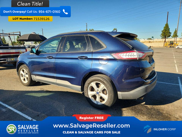 Used 2017 Ford Edge SE w/ Cargo Accessory Package FWD image 3