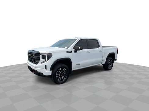Certified 2025 GMC Sierra 1500 AT4 w/ AT4 Preferred Package AWD/4WD image 4