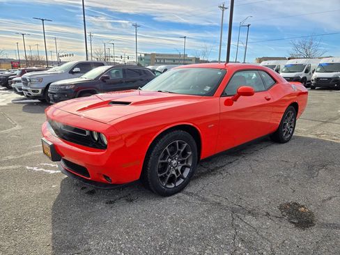 Used 2018 Dodge Challenger GT image 8