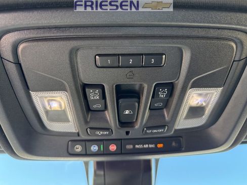 Used 2021 Chevrolet Silverado 1500 High Country w/ Technology Package image 25