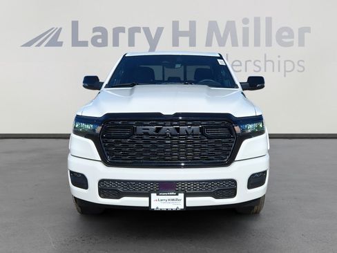 New 2026 RAM 1500 Big Horn AWD/4WD image 9