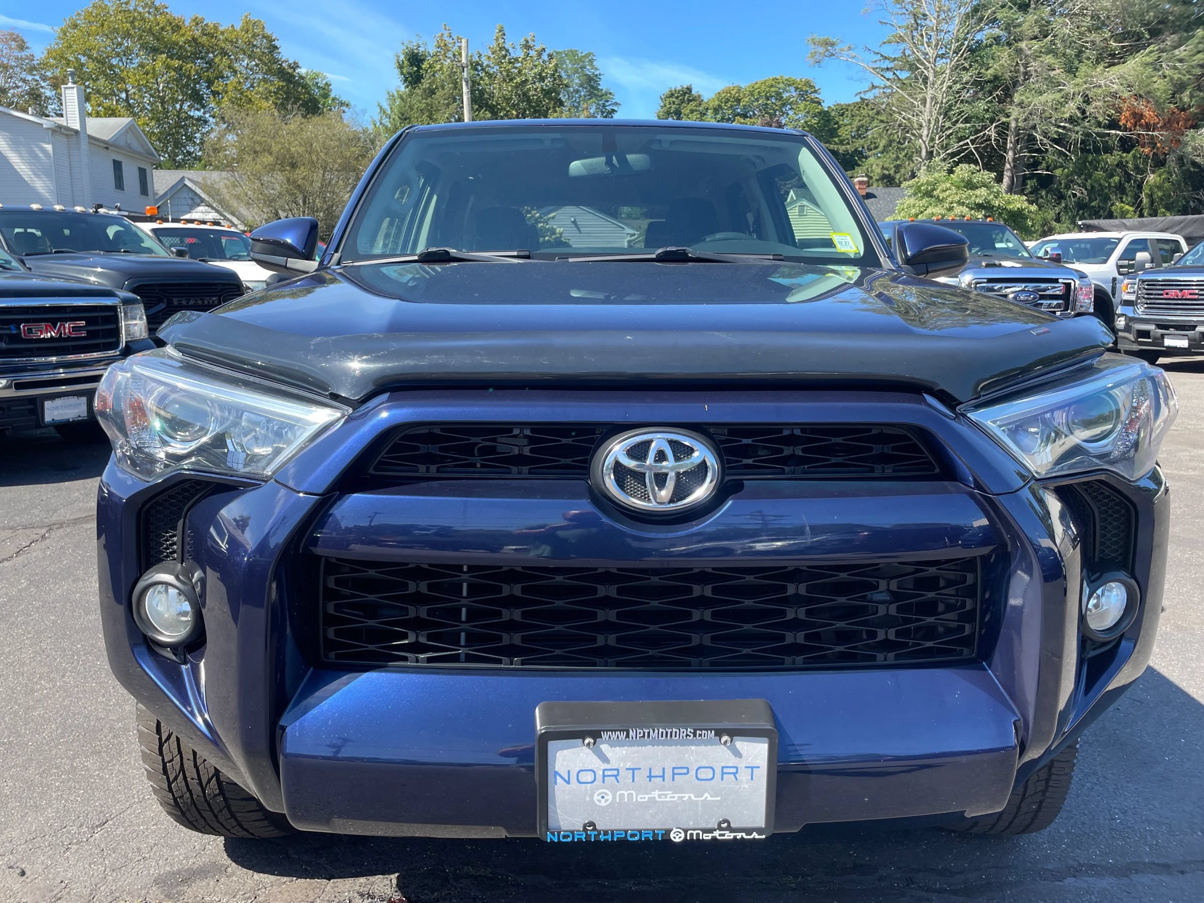 Used 2016 Toyota 4Runner SR5 AWD/4WD image 8