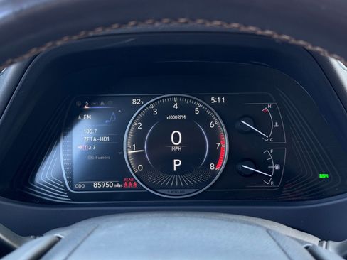 Used 2021 Lexus UX 200 image 17