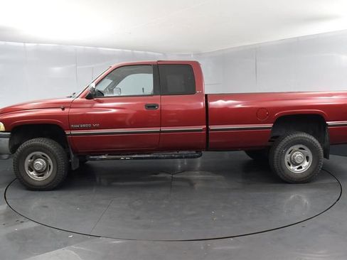 Used 1997 Dodge Ram 2500 Truck 4x4 Club Cab image 6