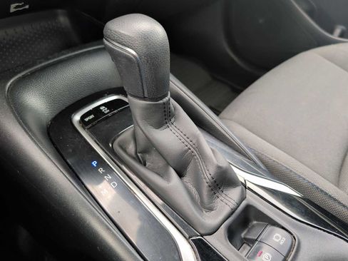 Used 2022 Toyota Corolla SE w/ Carpet Mat Package (TMS) FWD image 18