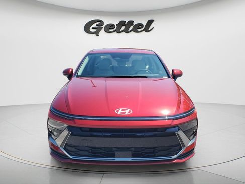 Used 2026 Hyundai Sonata SEL FWD image 2