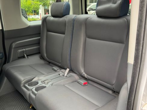 Used 2004 Honda Element LX image 10