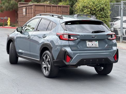 Used 2024 Subaru Crosstrek 2.0i Premium w/ Crosstrek Mirror Package AWD/4WD image 5